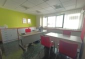 Oficina en venta con 189m² en León, en la zona de Centro, Avenida Ordoño II foto