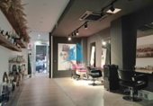 145m² salon de coiffure pour location à Valence, dans le quartier de Russafa, Calle del Duque de Calabria photo