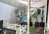 145m² salon de coiffure pour location à Valence, dans le quartier de Russafa, Calle del Duque de Calabria photo
