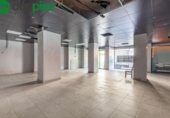 Local comercial
en venda
amb 440m² a Granada, a la zona de Barri de Sant Antón, Calle Acera del Darro foto