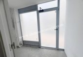 Local comercial en venta con 180m² en Estella, Calle Zalatambor foto