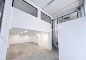 Local comercial en venta con 180m² en Estella, Calle Zalatambor foto