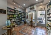 Local comercial
en venda
amb 45m² a Granada, a la zona de Ciutat Jardí, Calle Virgen del Rocío foto
