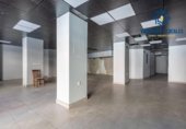 Local comercial
en venda
amb 440m² a Granada, a la zona de Barri de la Verge, Plaza del Humilladero foto