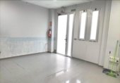 138m² offices for sale in Valencia, in the area of San Antonio, Calle Agustí Centelles Ossó photo