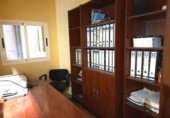 Local comercial en venta con 198m² en Burjasot, Plaza El Palleter foto