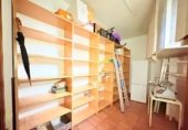 140m² bar for sale in Camponaraya, Calle Francisco Sobrin photo