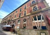 Local comercial en venta con 92m² en Torrelavega, Calle Ceferino Calderón foto