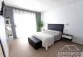 Hotel en venta con 325m² en Castro de Rei foto