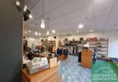 Local comercial en venta con 112m² en El Franco, Avenida Asturias foto