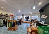 Local comercial en venta con 112m² en El Franco, Avenida Asturias foto