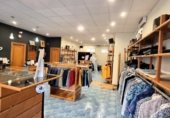 Local comercial en venta con 112m² en El Franco, Avenida Asturias foto