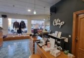 Local comercial en venta con 112m² en El Franco, Avenida Asturias foto