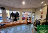 Local comercial en venta con 112m² en El Franco, Avenida Asturias foto