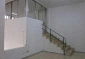 Local comercial en venta con 95m² en Santa Cruz de Tenerife, en la zona de Los Gladiolos, Calle Ramón Pérez de Ayala foto
