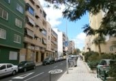 Local comercial en venta con 95m² en Santa Cruz de Tenerife, en la zona de Los Gladiolos, Calle Ramón Pérez de Ayala foto