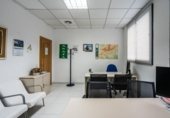 Oficinas en venta con 672m² en Colmenar Viejo, Calle Prado de las Banderillas foto