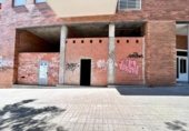 97m² commercial premises for sale in Sabadell, Carrer de Sarajevo photo