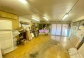 Local comercial en venta con 162m² en Santa Coloma de Gramenet foto