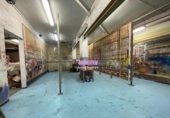 Local comercial en venta con 162m² en Santa Coloma de Gramenet foto