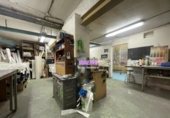 Local comercial en venta con 162m² en Santa Coloma de Gramenet foto