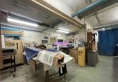 Local comercial en venta con 162m² en Santa Coloma de Gramenet foto