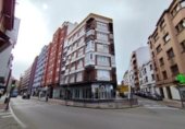 182m² offices for sale in Avilés, Calle El Muelle photo