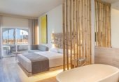  hotel for sale in Madrid, in the area of Palace photo