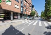 Local comercial en venta con 291m² en Granada, Camino de Ronda foto