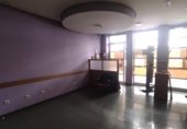 52m² commercial premises for sale in León, in the area of Santa Ana, Calle Cantareros photo