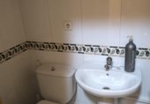 52m² commercial premises for sale in León, in the area of Santa Ana, Calle Cantareros photo