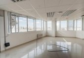 Oficina
en venda
amb 180m² a Barcelona, a la zona de el Raval, Carrer de l'Est foto