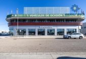 924m² building for sale in Peligros, Avenida Jaén photo