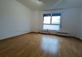 Oficina en venta con 55m² en Logroño foto