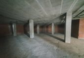 328m² commercial premises for sale in Oviedo, in the area of Teatinos photo