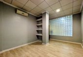 94m² offices for sale in Loja photo