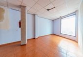 Local comercial en venta con 130m² en Mula, Calle Boticas foto