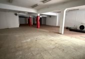 229m² commercial premises for sale in Mollet del Vallès, Estacio del nord photo