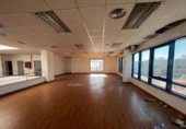 1007m² bureaux pour vente à Alcalá de Henares, dans le quartier de El Chorrillo, calle francisco alonso, 28806 photo