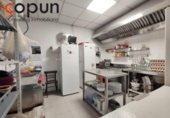 Cafetería en venta con 205m² en Oviedo, en la zona de Prado de la Vega, Calle Julio Álvarez Mendo foto
