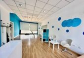 90m² salle de sport pour vente à Cáceres, dans le quartier de Le Vivero, Calle Ordesa photo