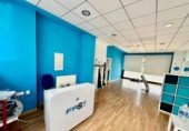 90m² salle de sport pour vente à Cáceres, dans le quartier de Le Vivero, Calle Ordesa photo