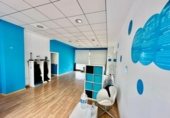 90m² salle de sport pour vente à Cáceres, dans le quartier de Le Vivero, Calle Ordesa photo