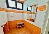 90m² salle de sport pour vente à Cáceres, dans le quartier de Le Vivero, Calle Ordesa photo
