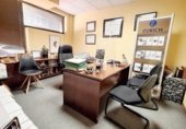 110m² commercial premises for sale in Bembibre, Calle Comendador Saldaña photo