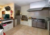 153m² bar for sale in Badajoz, in the area of San Roque, Calle Manzano photo