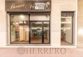 129m² commercial premises for sale in Gandía, Paseo de las Germanías photo