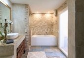 Edificio en venta con 168m² en Torremolinos foto