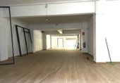 Local comercial
en venda
amb 190m² a Sant Boi de Llobregat, Calle MOSSEN JACINT VERDAGUER 102, 102 foto