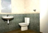 Local comercial
en venda
amb 190m² a Sant Boi de Llobregat, Calle MOSSEN JACINT VERDAGUER 102, 102 foto
